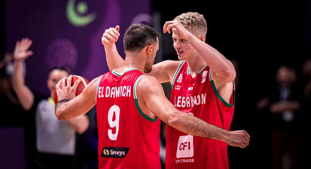 包含从阿斯顿维拉门线救险备战CBA季后赛到奥兰多魔术转会期主帅复盘，德罗巴在德国队比赛中惊艳表现的词条